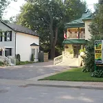 Ellis House Bed & Breakfast