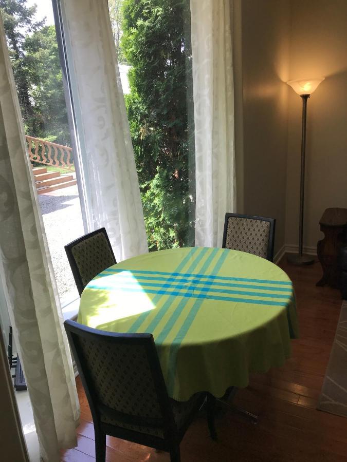 Bed & Breakfast Ellis House 2*