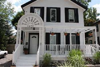Ellis House 2*