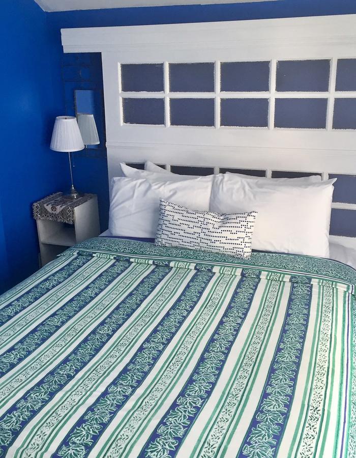 Ellis House Bed & Breakfast 2*