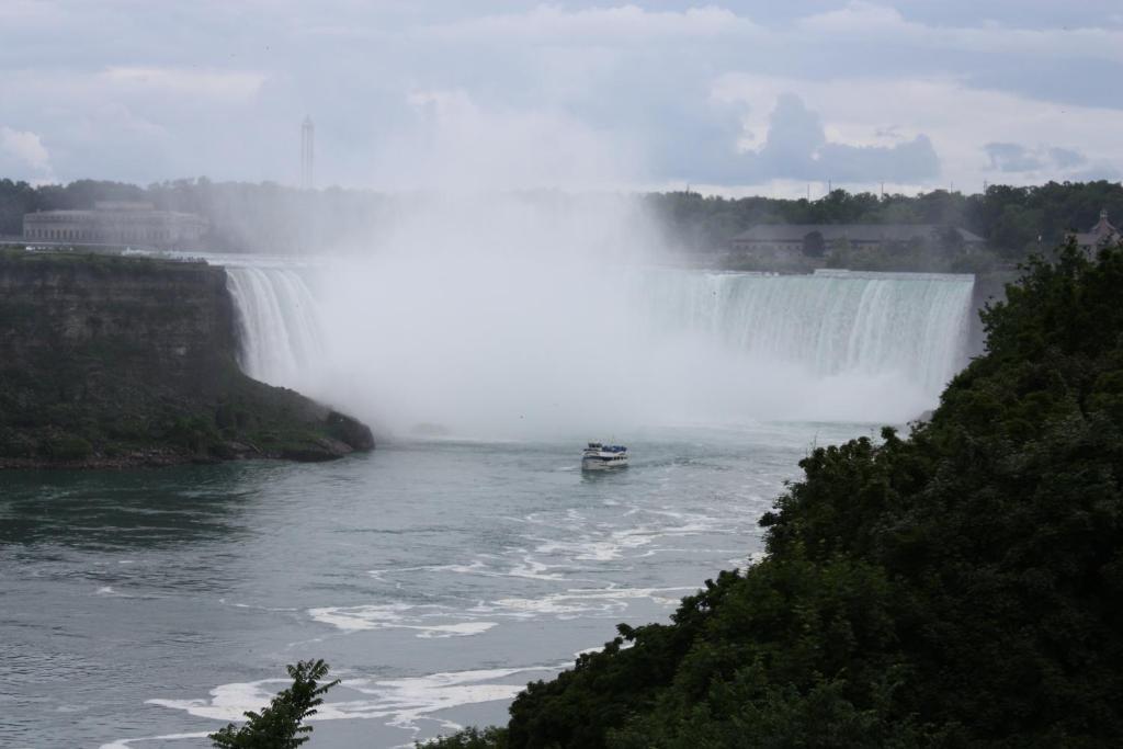 Ellis House Bed & Breakfast Niagara Falls